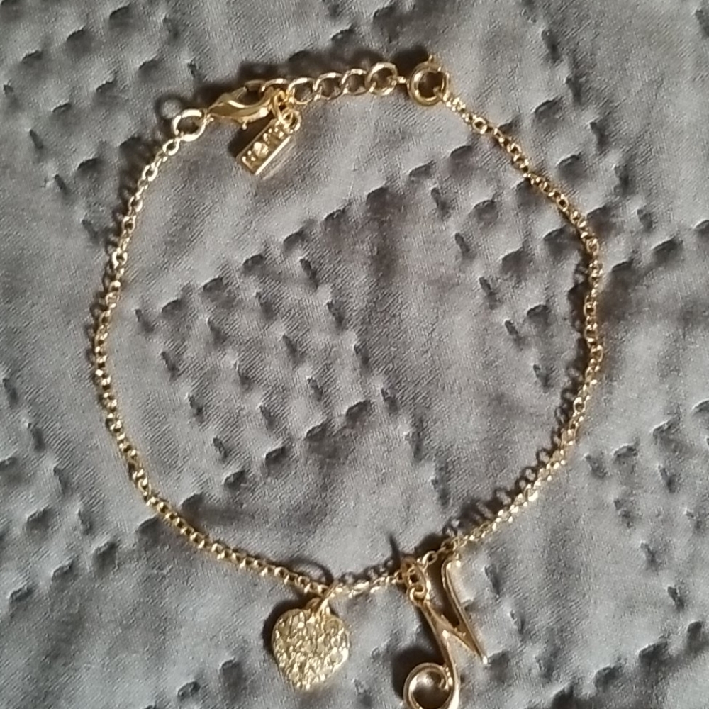 Avon Gold-toned Anklet with Heart and "N" Charm